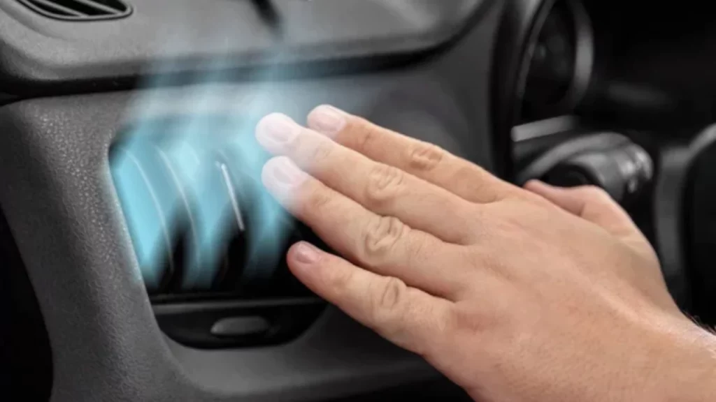 Why Your Car Heater Only Works When You Driving The Car